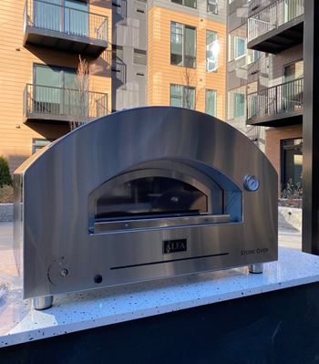Pizza oven